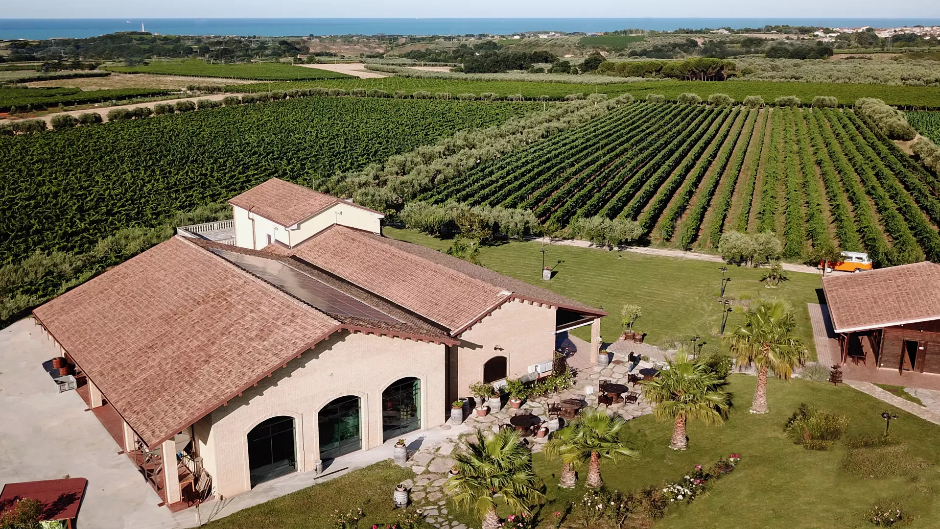 abruzzo-fontefico-Cantina.webp