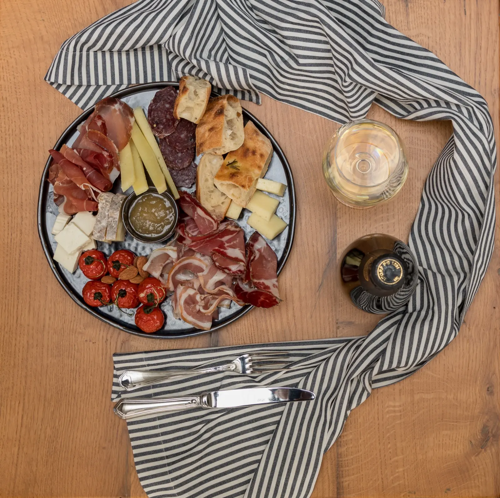 Wine Tasting and Dry Snacks - Semonte Winery