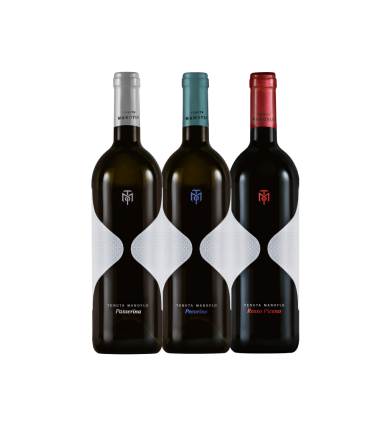 Vinæske med 3 flasker A glass of Marche